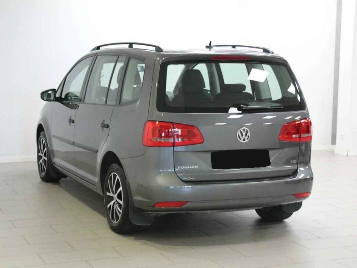 Volkswagen Touran, II