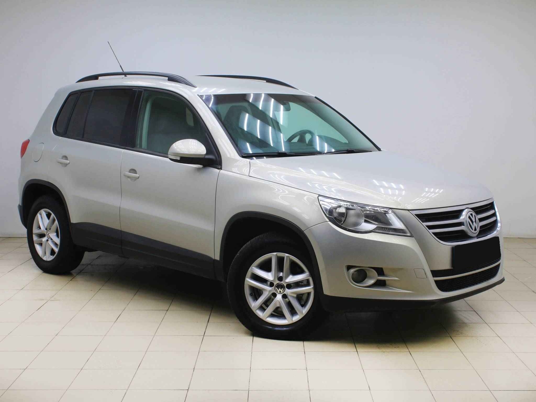 Volkswagen Tiguan, I