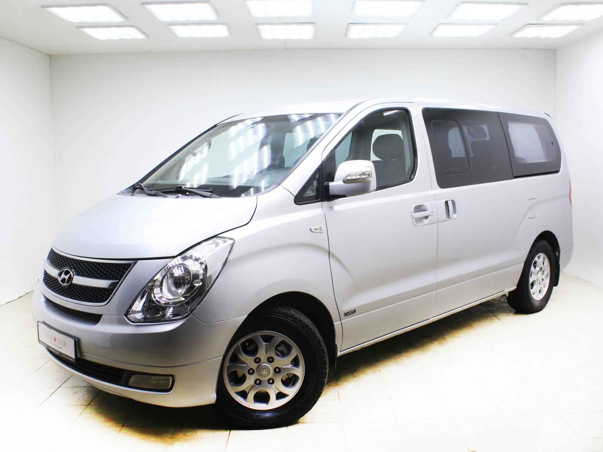 Hyundai Grand Starex, I