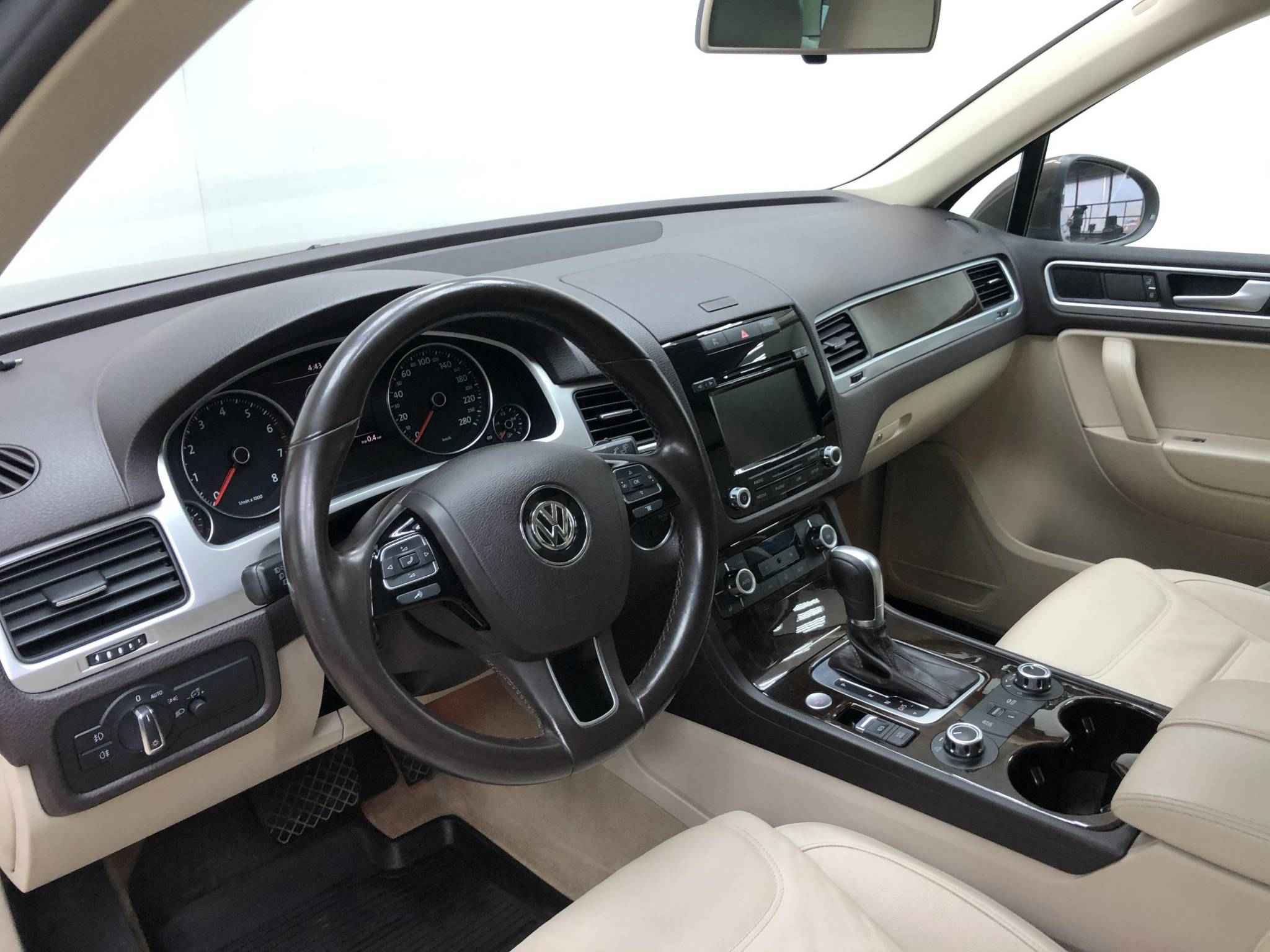 Volkswagen Touareg, II