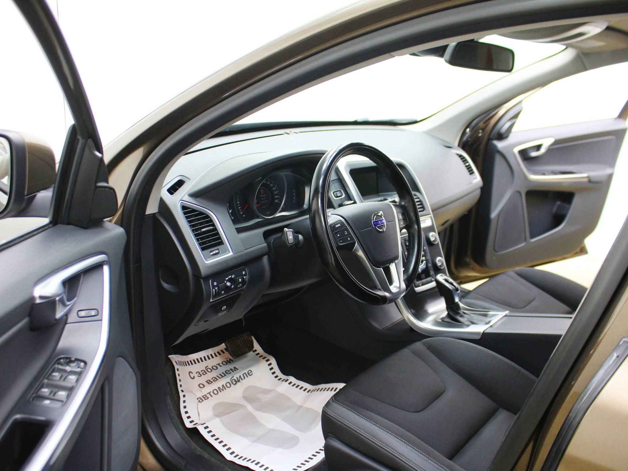 Volvo XC60, I Рестайлинг