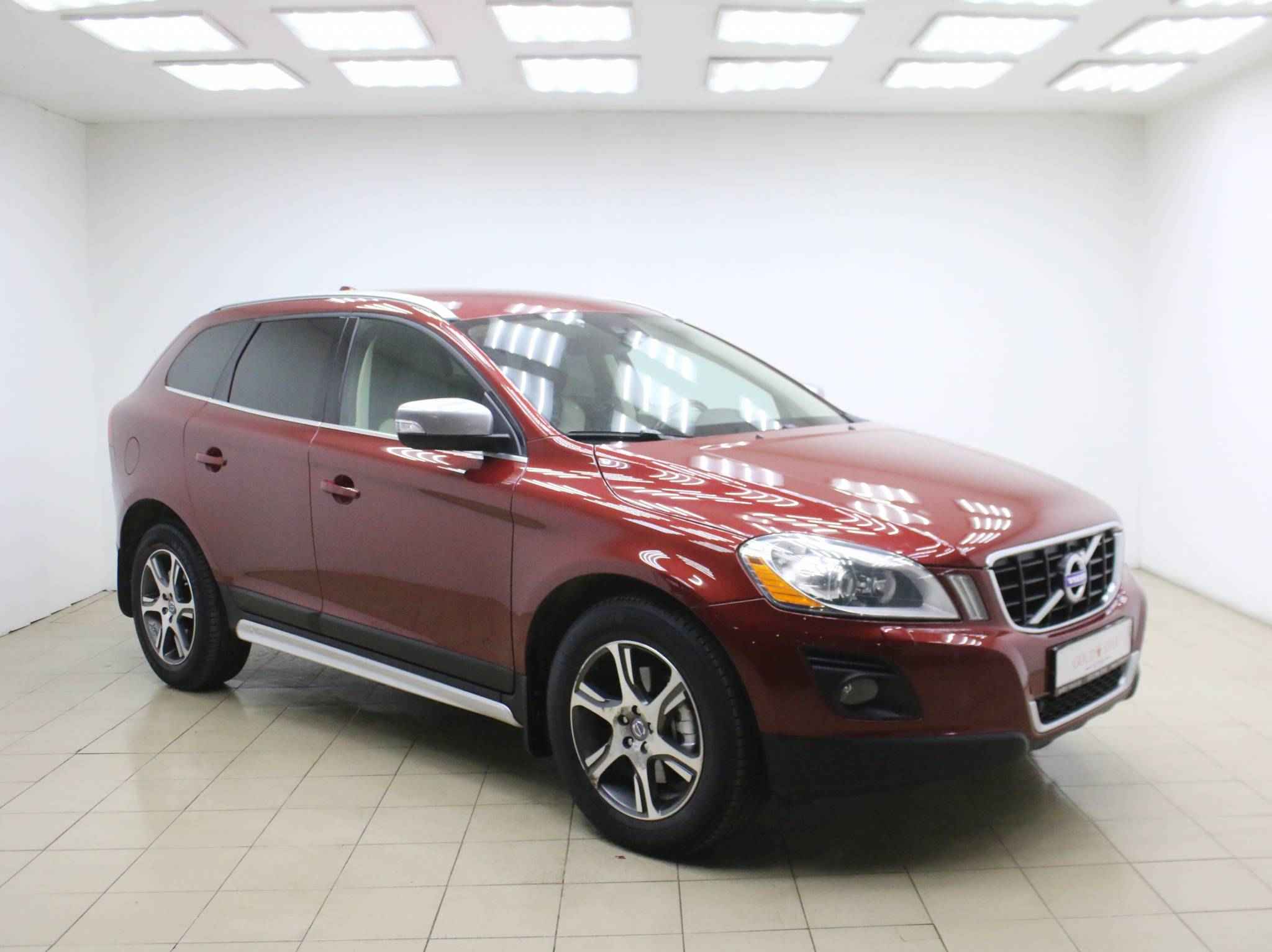 Volvo XC60, I