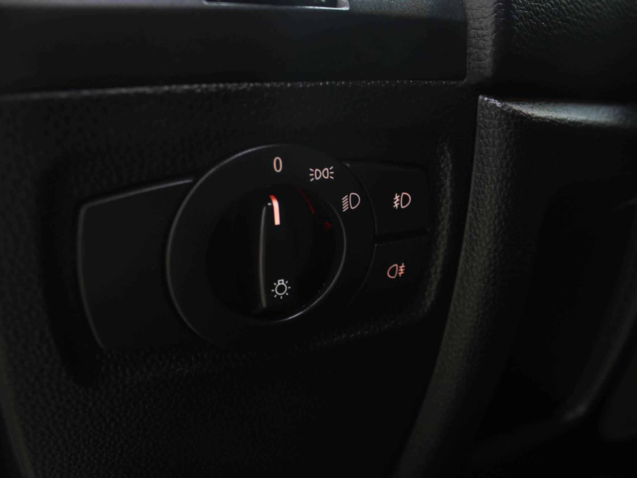 BMW 1 серии, I (E81/E82/E87/E88) Рестайлинг