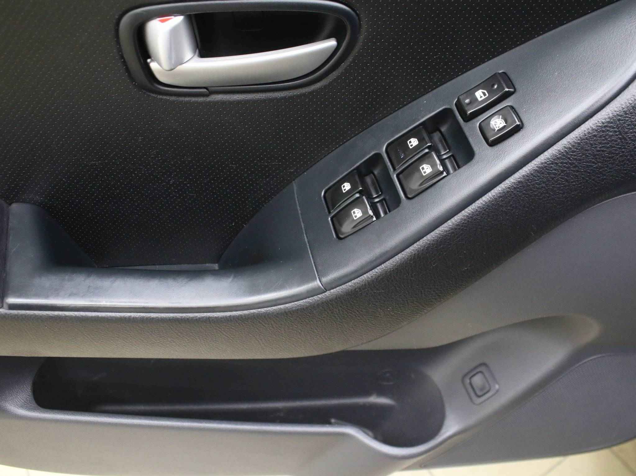 Hyundai Elantra, IV (HD)