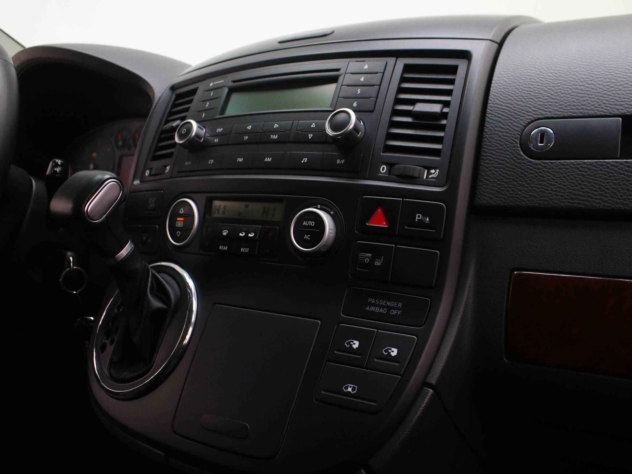 Volkswagen Multivan, T5