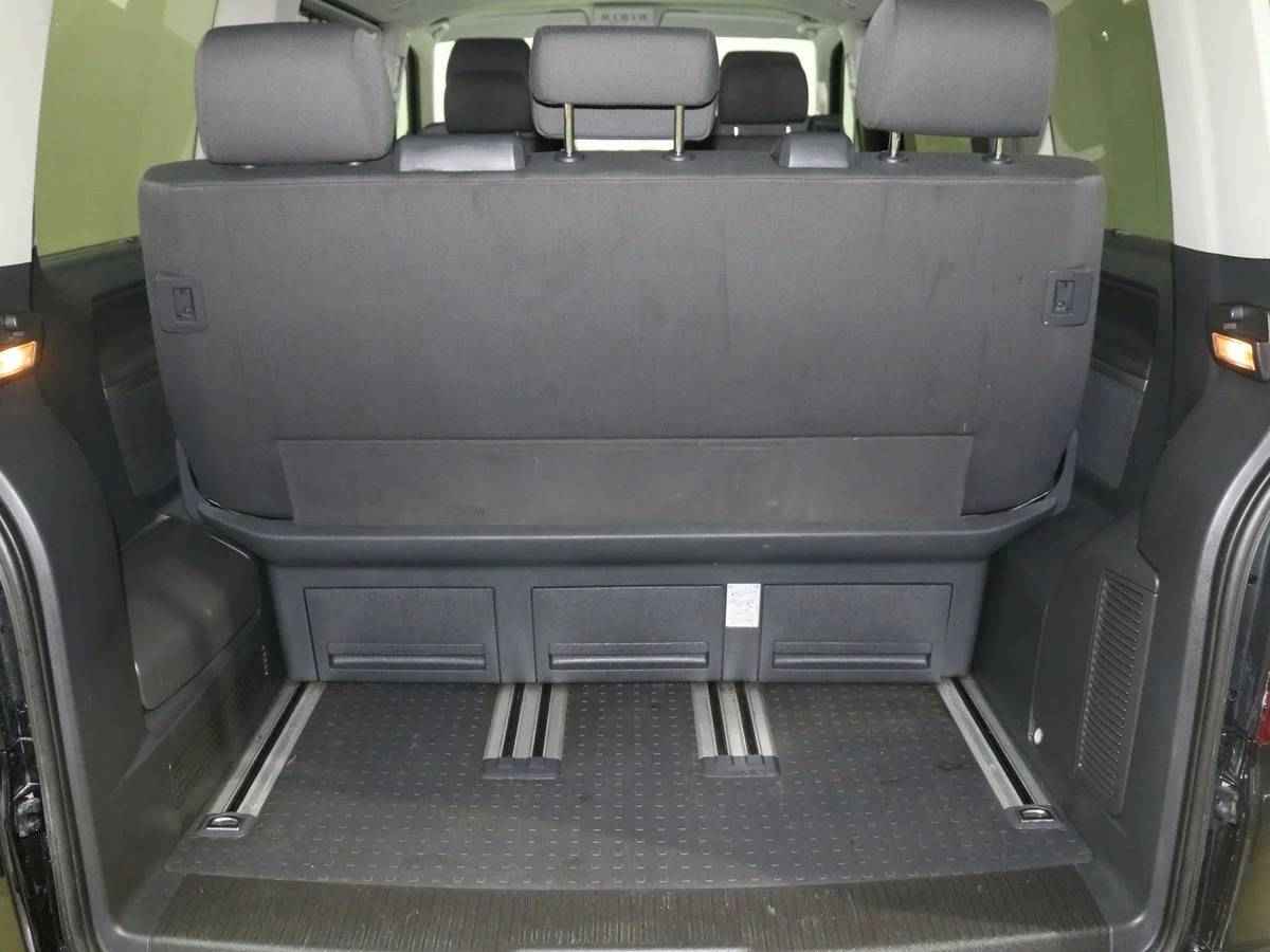 Volkswagen Multivan, T5