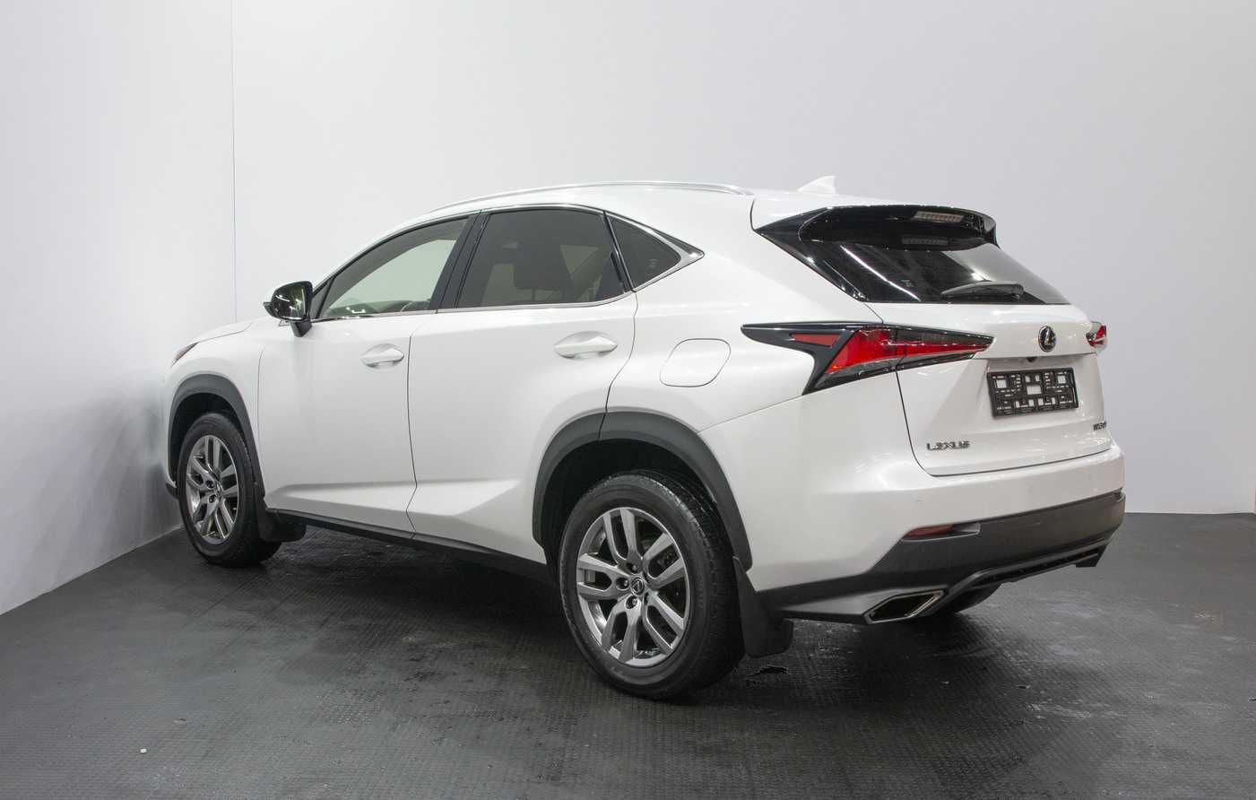 Lexus NX 300
