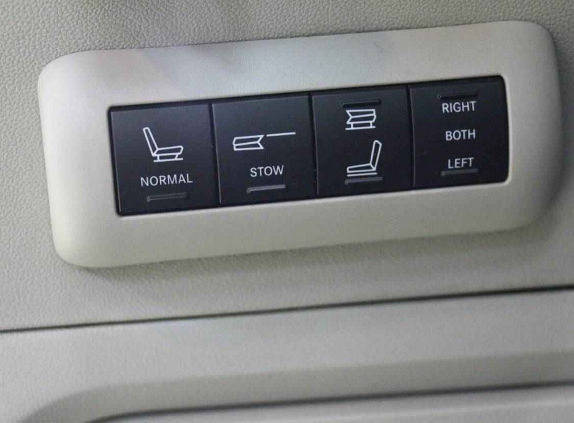 Chrysler Voyager, V Рестайлинг