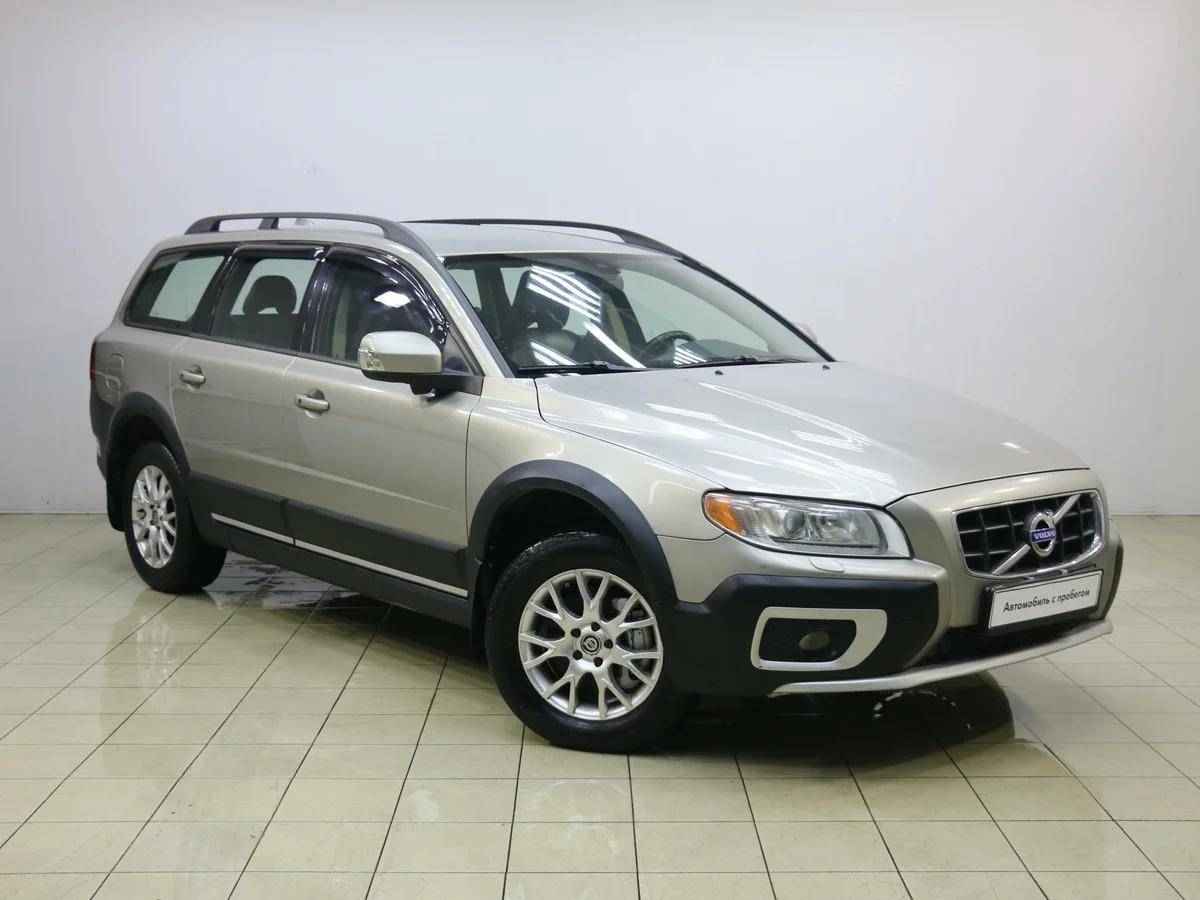 Volvo XC70, II