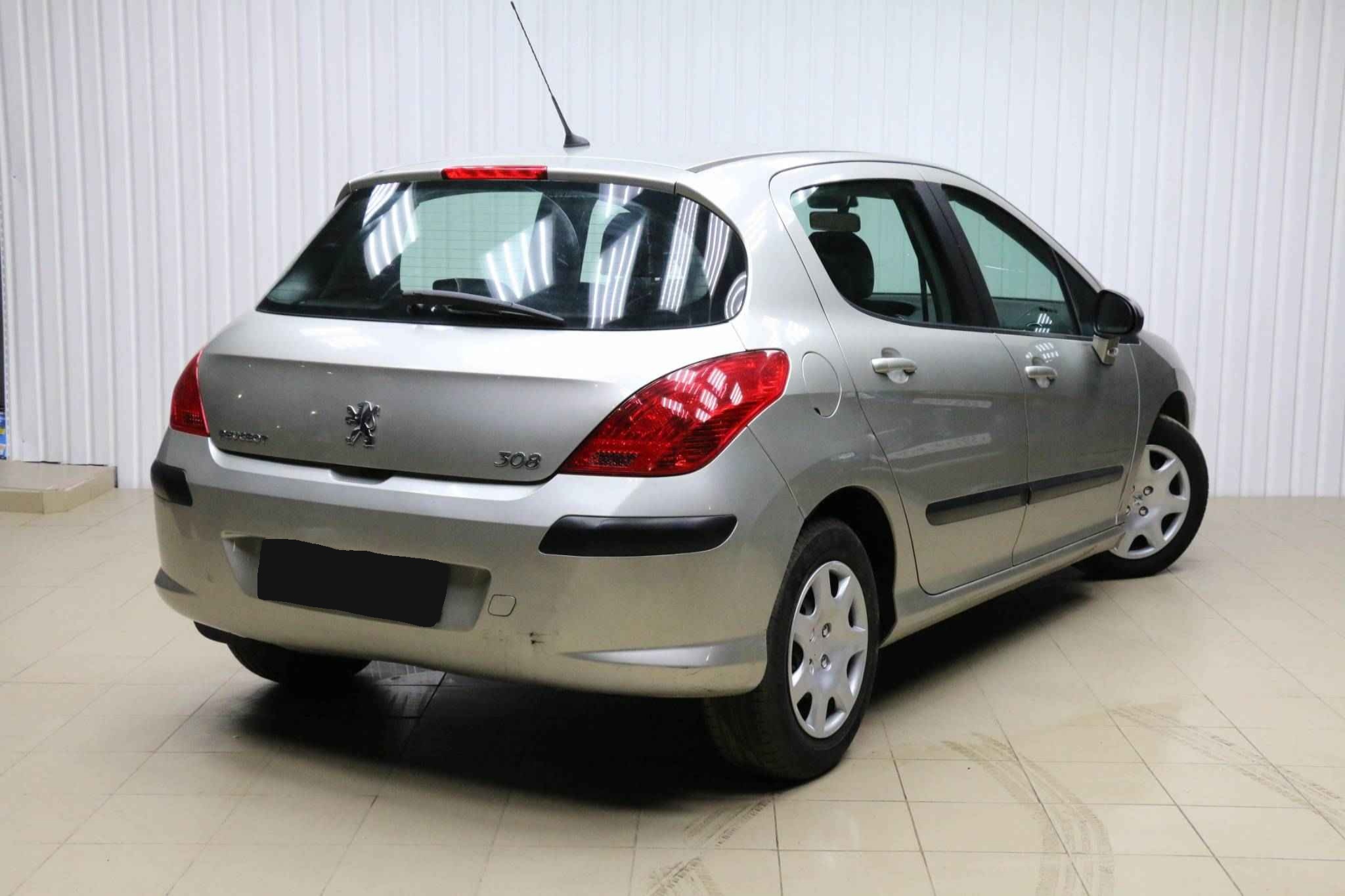 Peugeot 308, I
