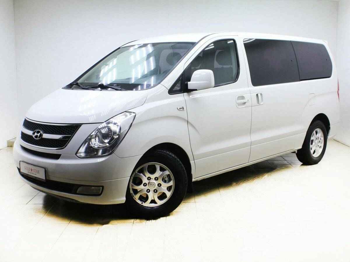 Hyundai Grand Starex, I