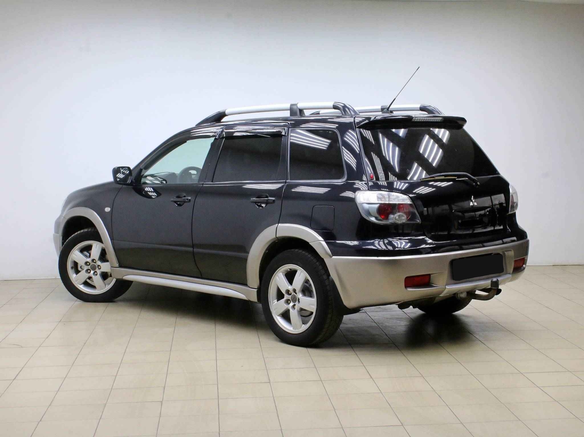 Mitsubishi Outlander, I