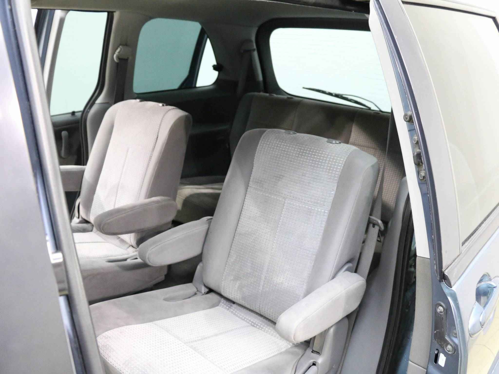 Mazda MPV, II (LW) Рестайлинг