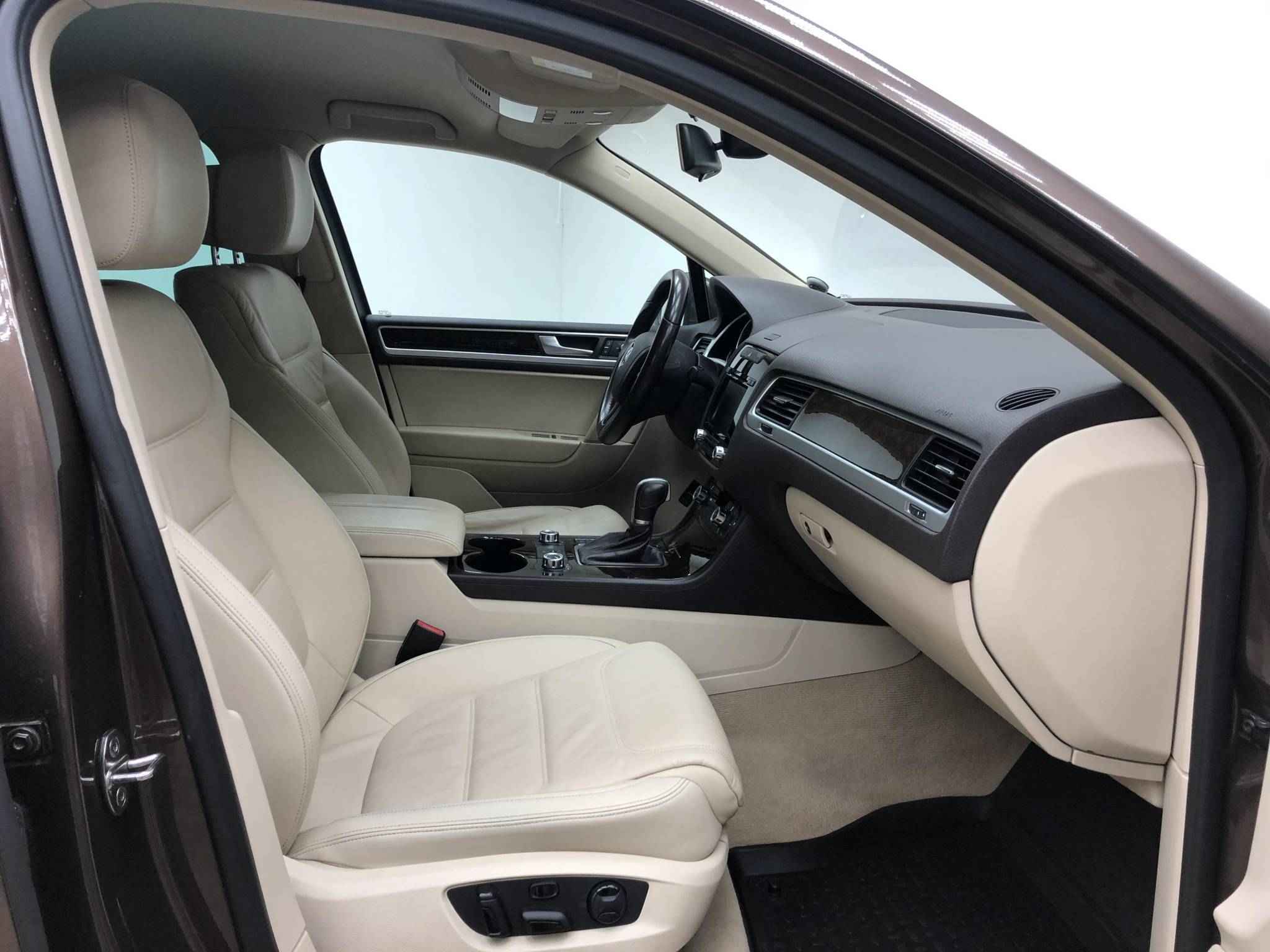 Volkswagen Touareg, II