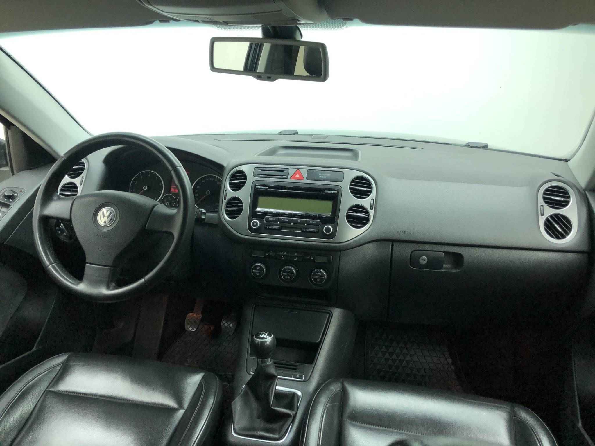 Volkswagen Tiguan, I