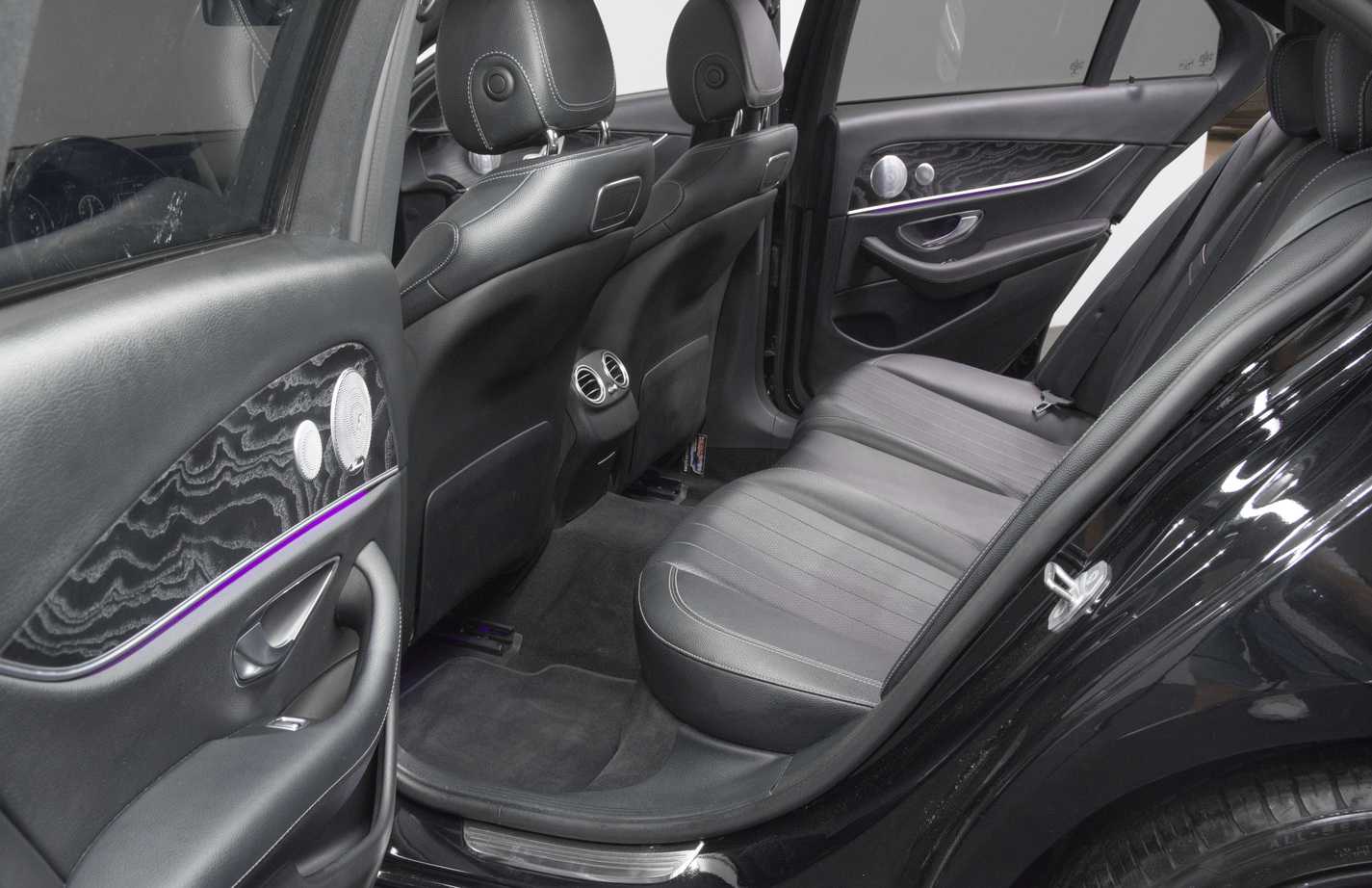 Mercedes-Benz E-Класс 300