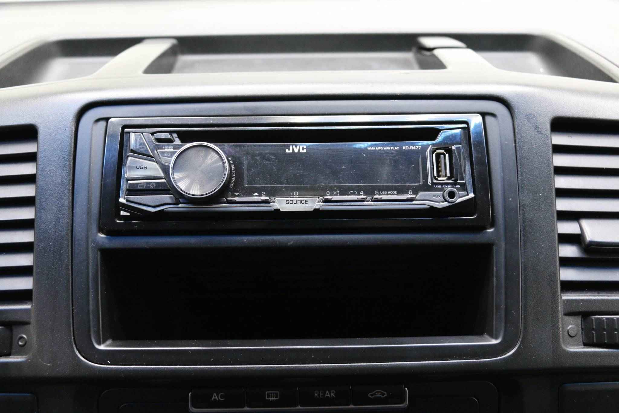 Volkswagen Caravelle, T5 Рестайлинг