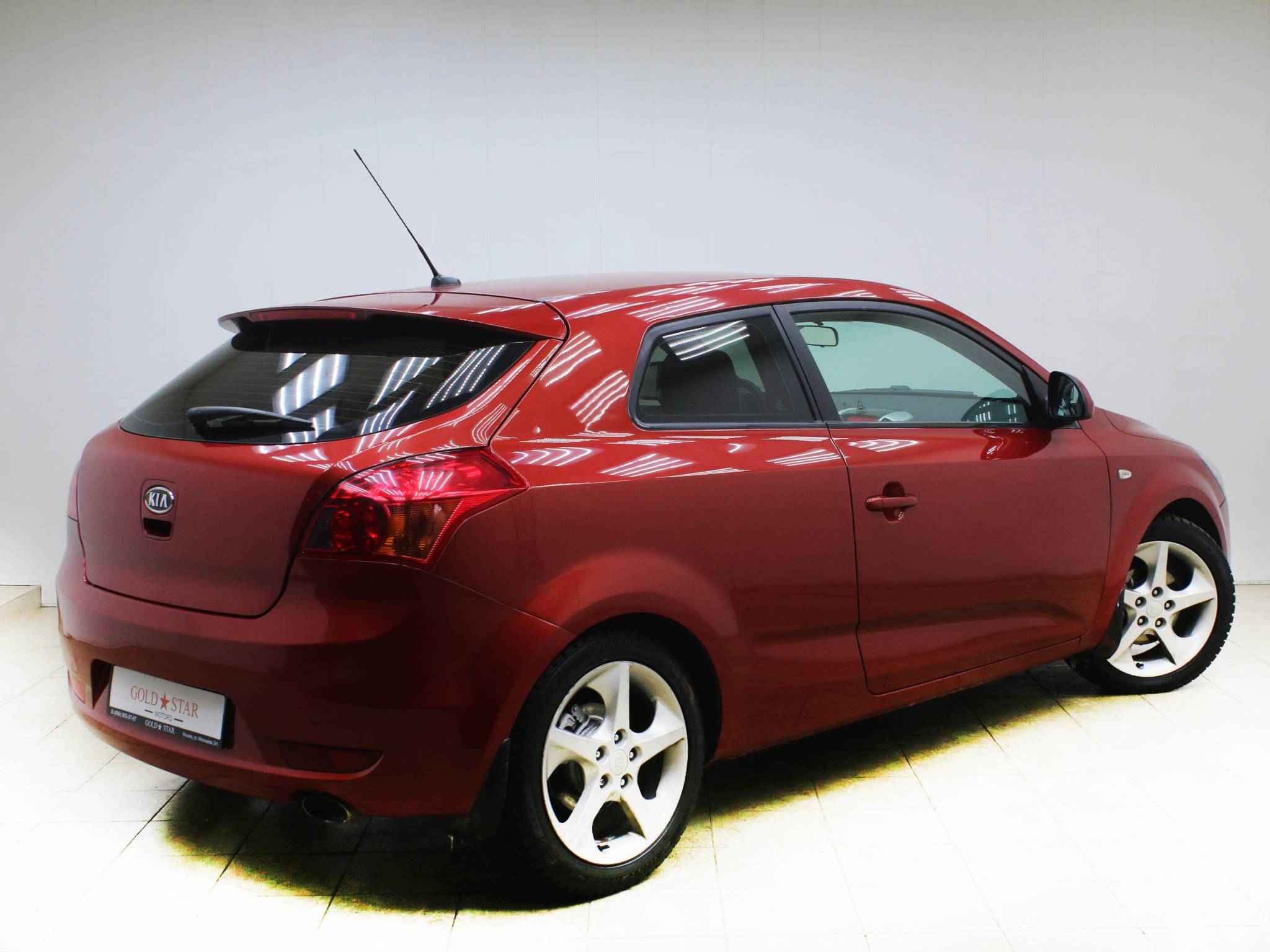 Kia Ceed, I