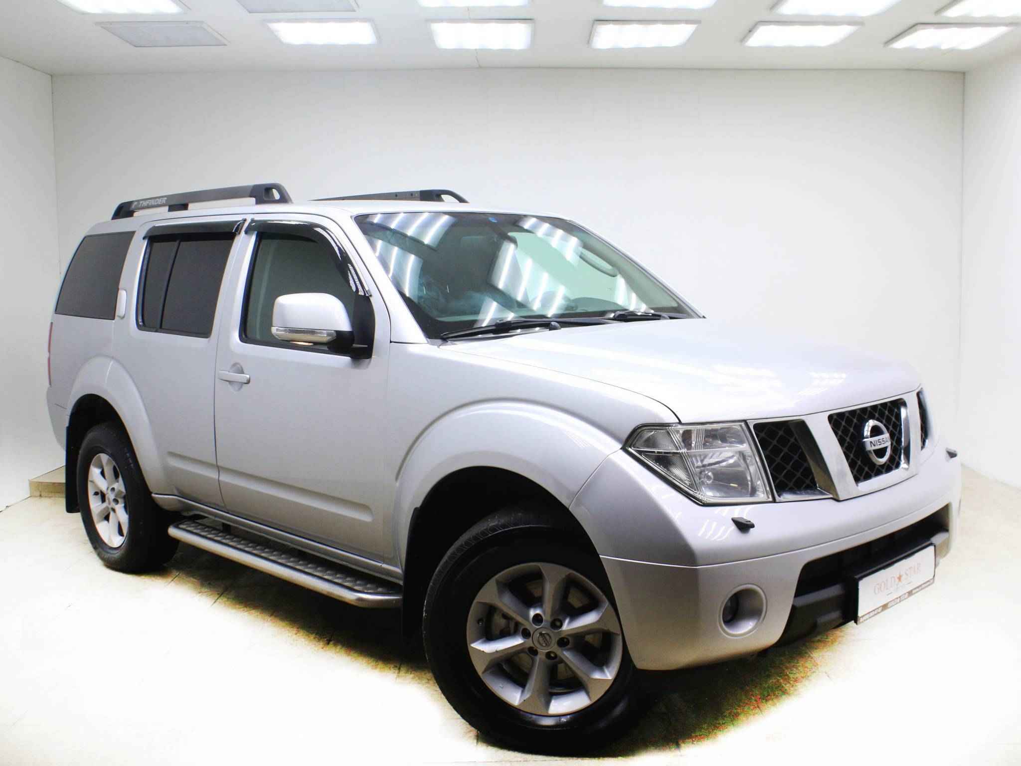 Nissan Pathfinder, III