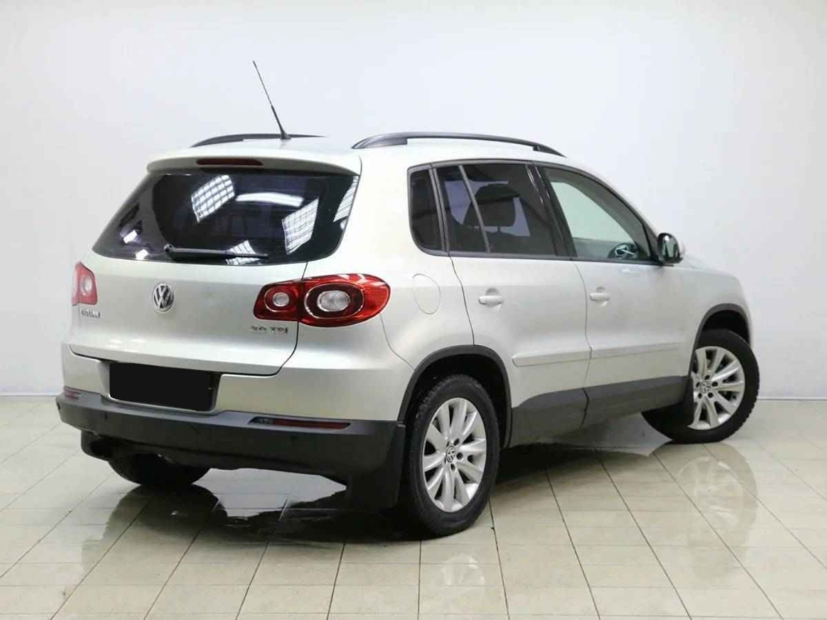 Volkswagen Tiguan, I
