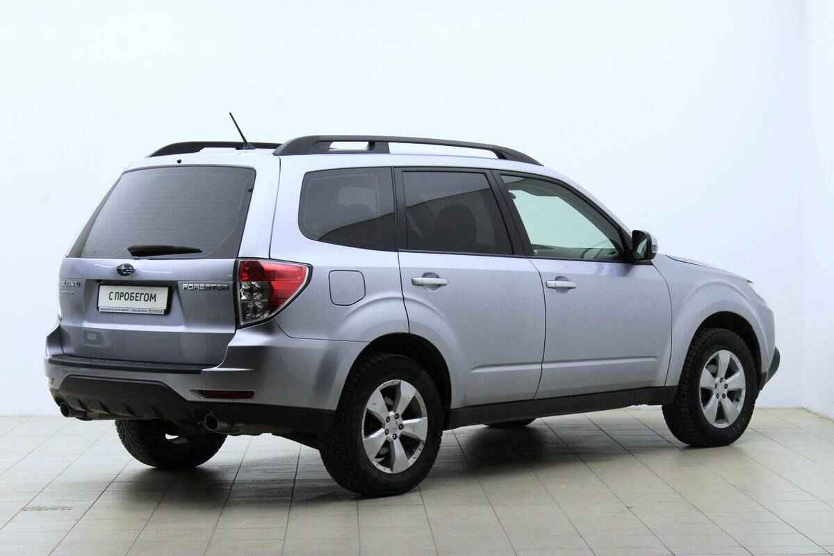 Subaru Forester, III