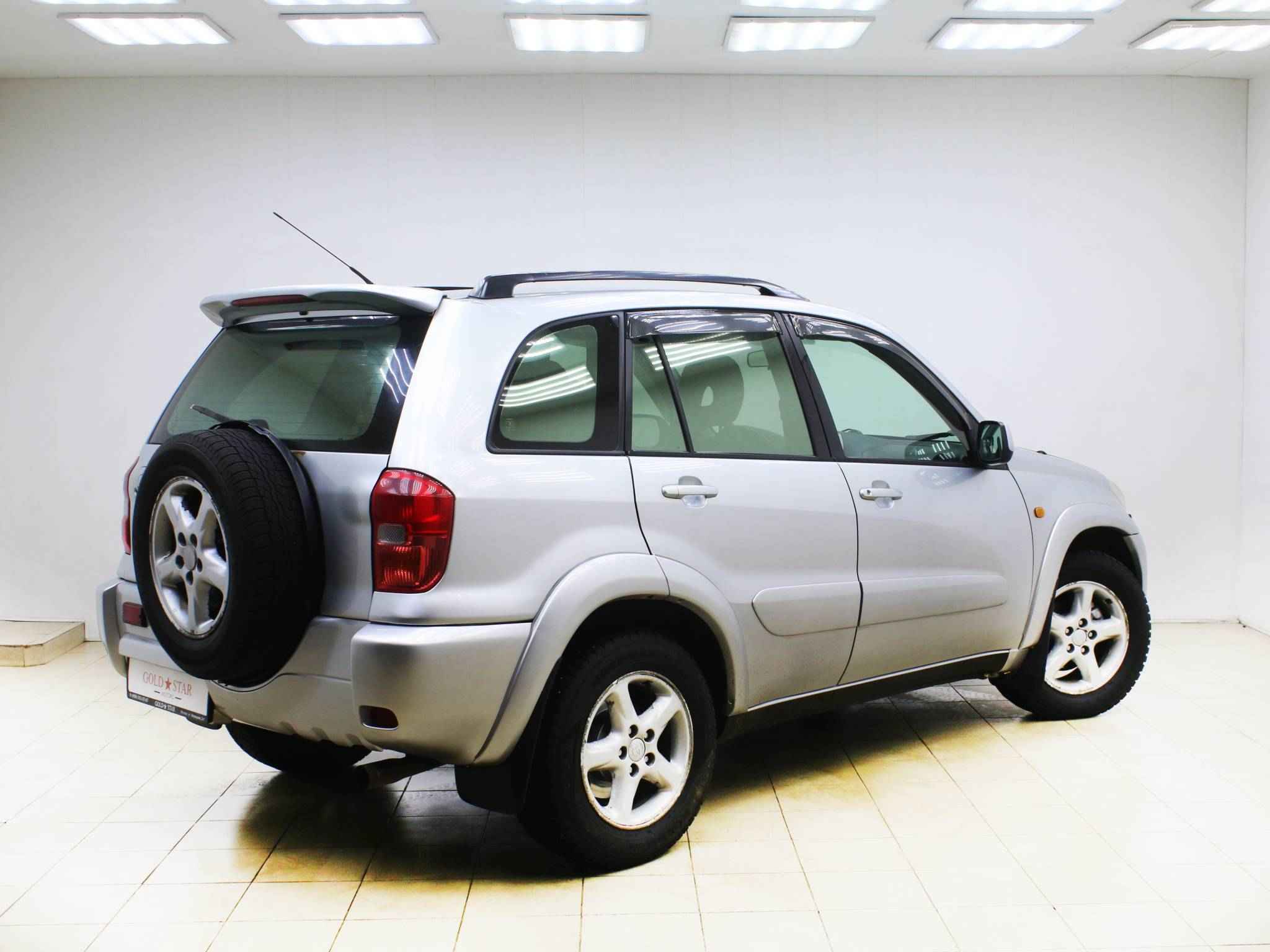 Toyota RAV4, II (XA20)