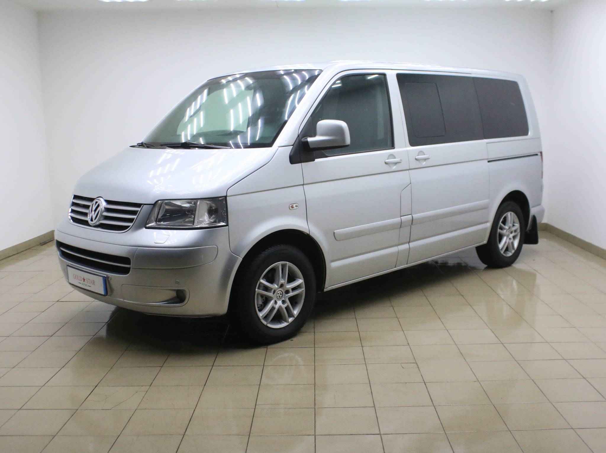 Volkswagen Multivan, T5