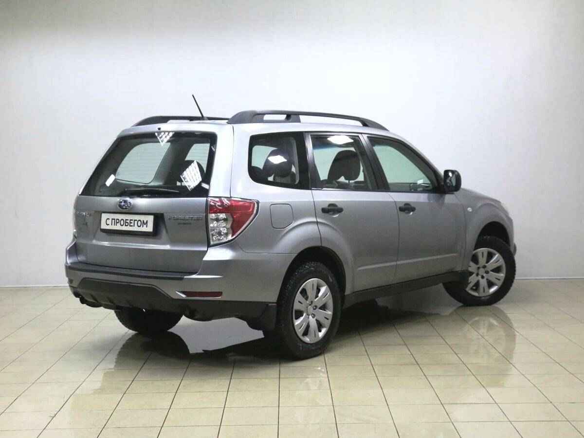 Subaru Forester, III