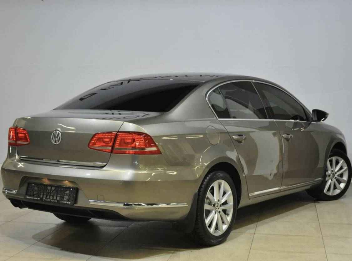 Volkswagen Passat, B7