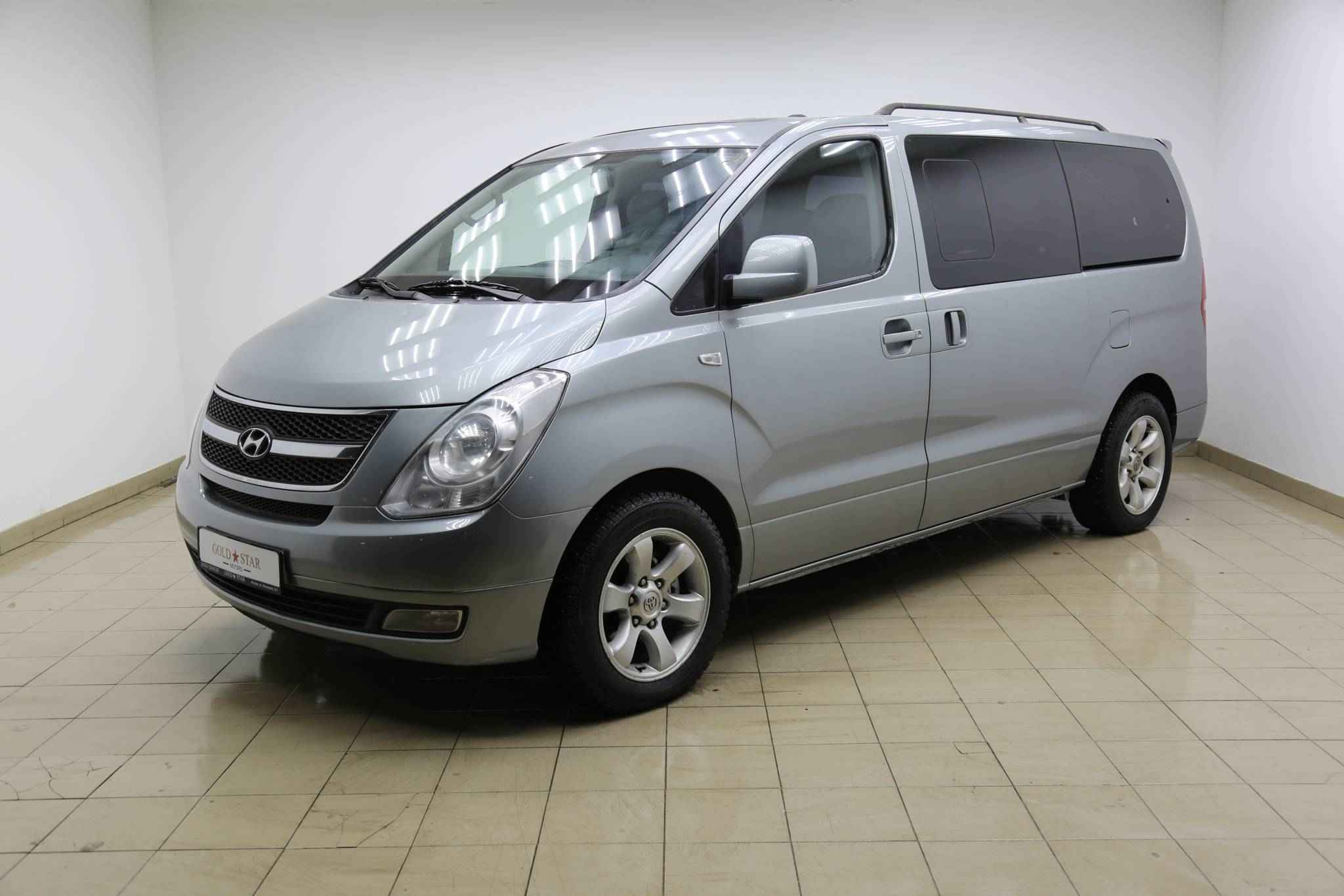 Hyundai Grand Starex, I