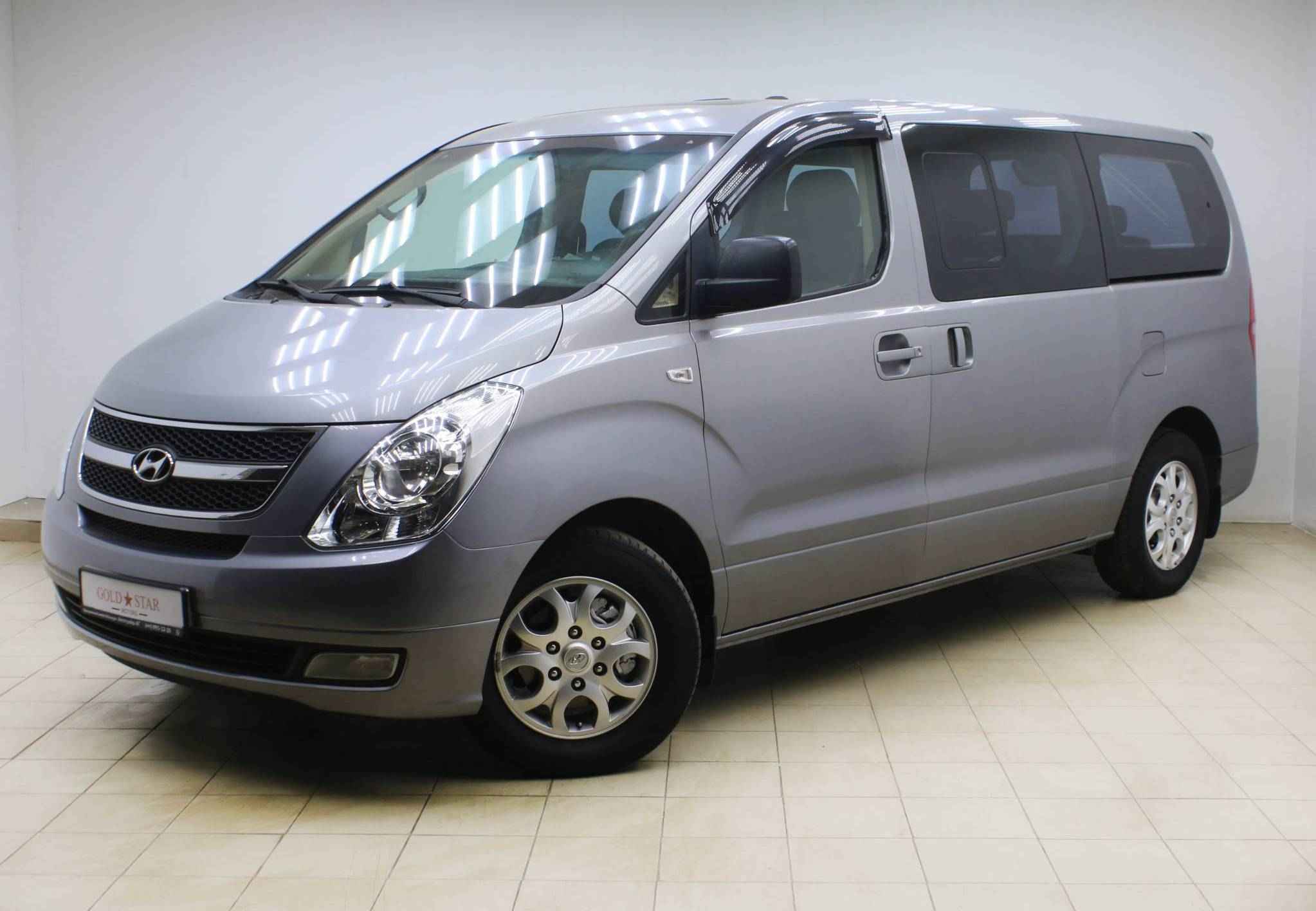 Hyundai Grand Starex, I