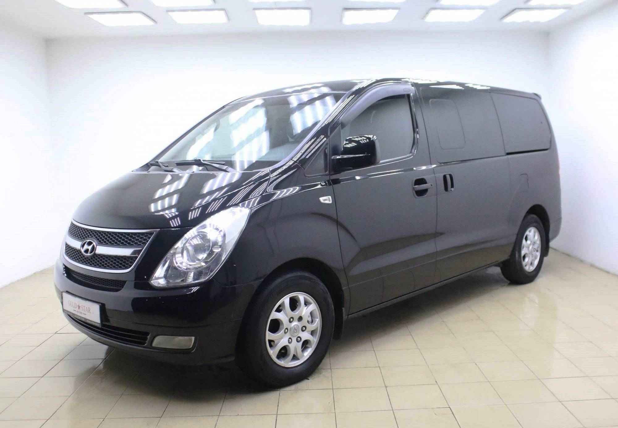 Hyundai Grand Starex, I