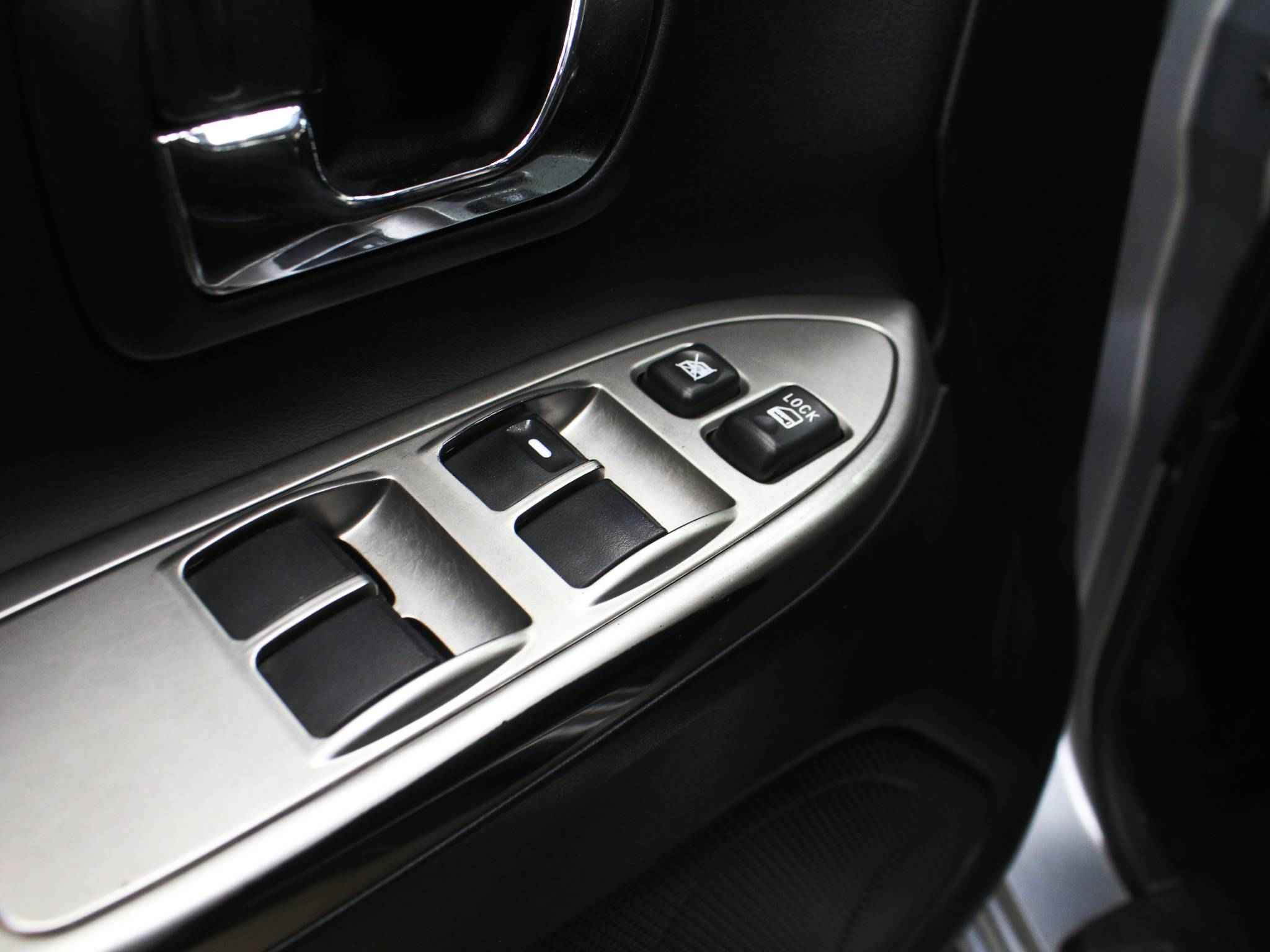 Mitsubishi Pajero, IV Рестайлинг 1