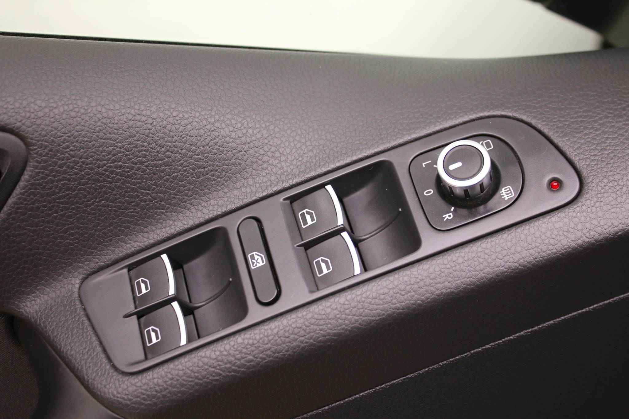 Volkswagen Tiguan, I