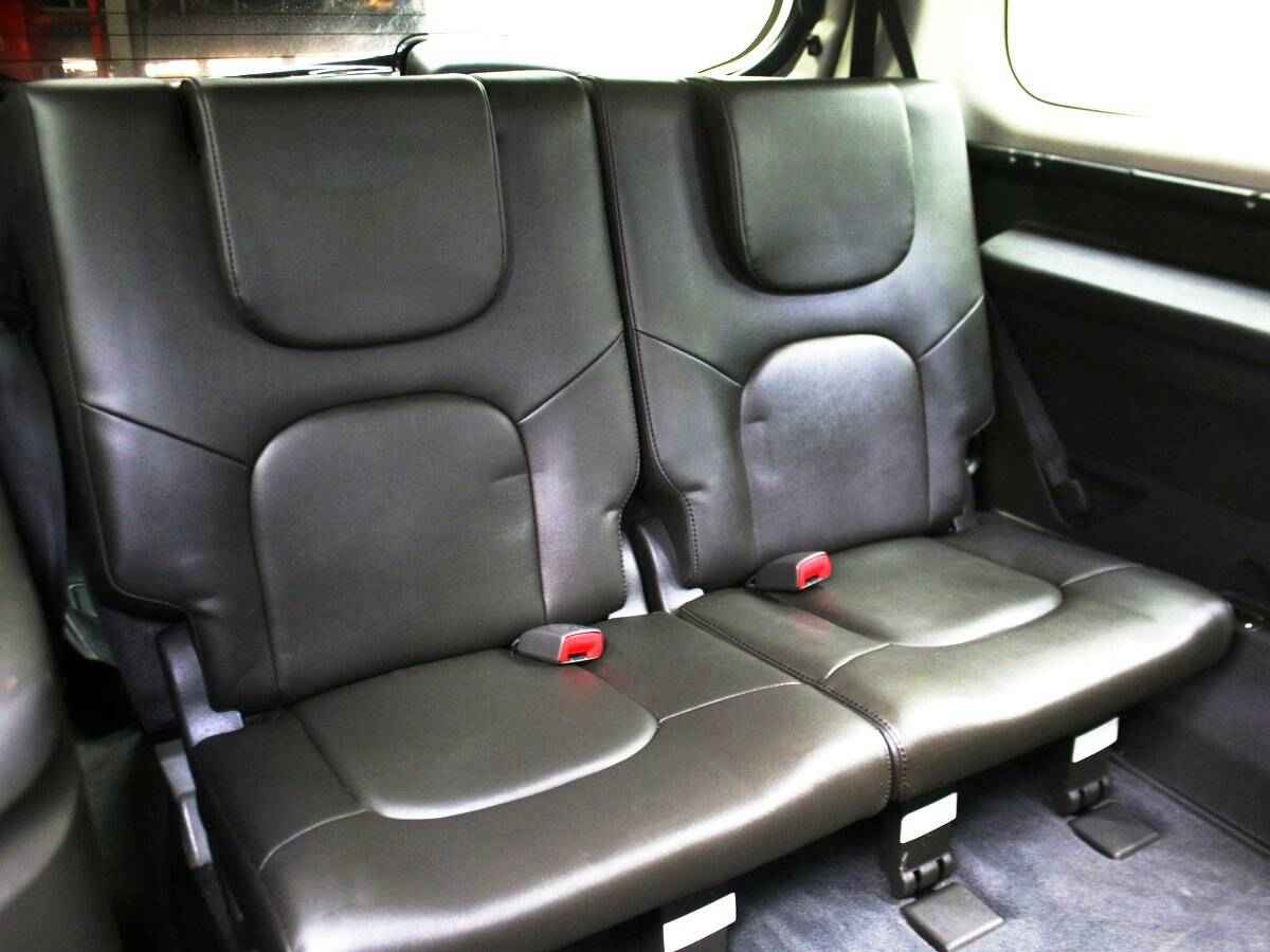 Nissan Pathfinder, III