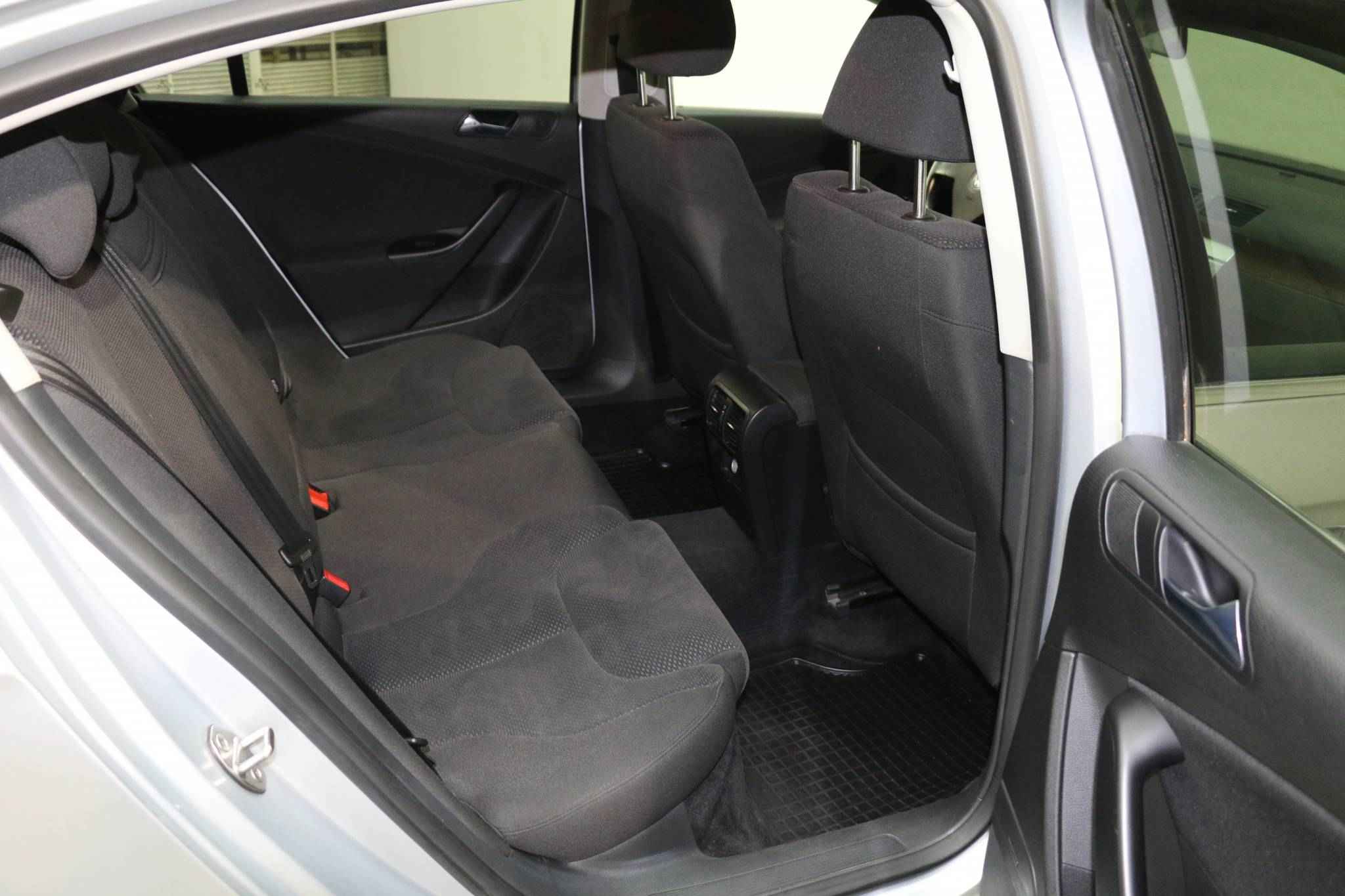 Volkswagen Passat, B6