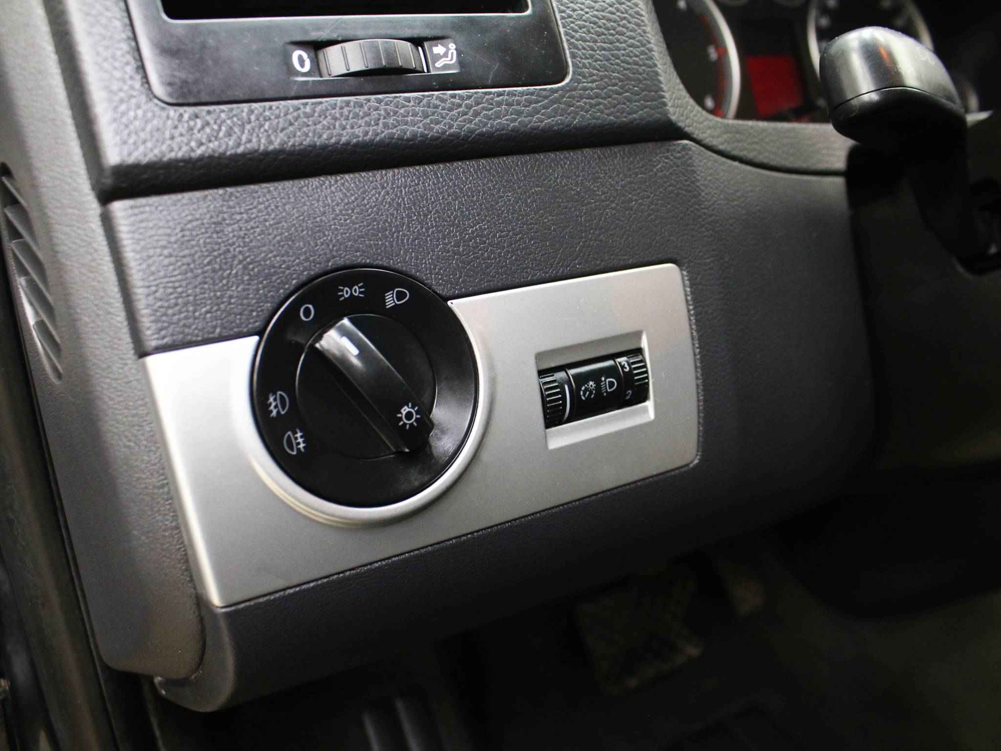 Volkswagen Multivan, T5