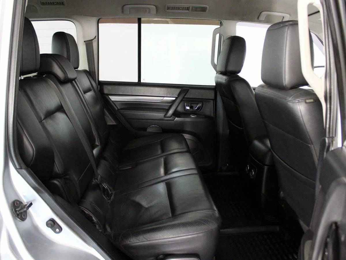 Mitsubishi Pajero, IV