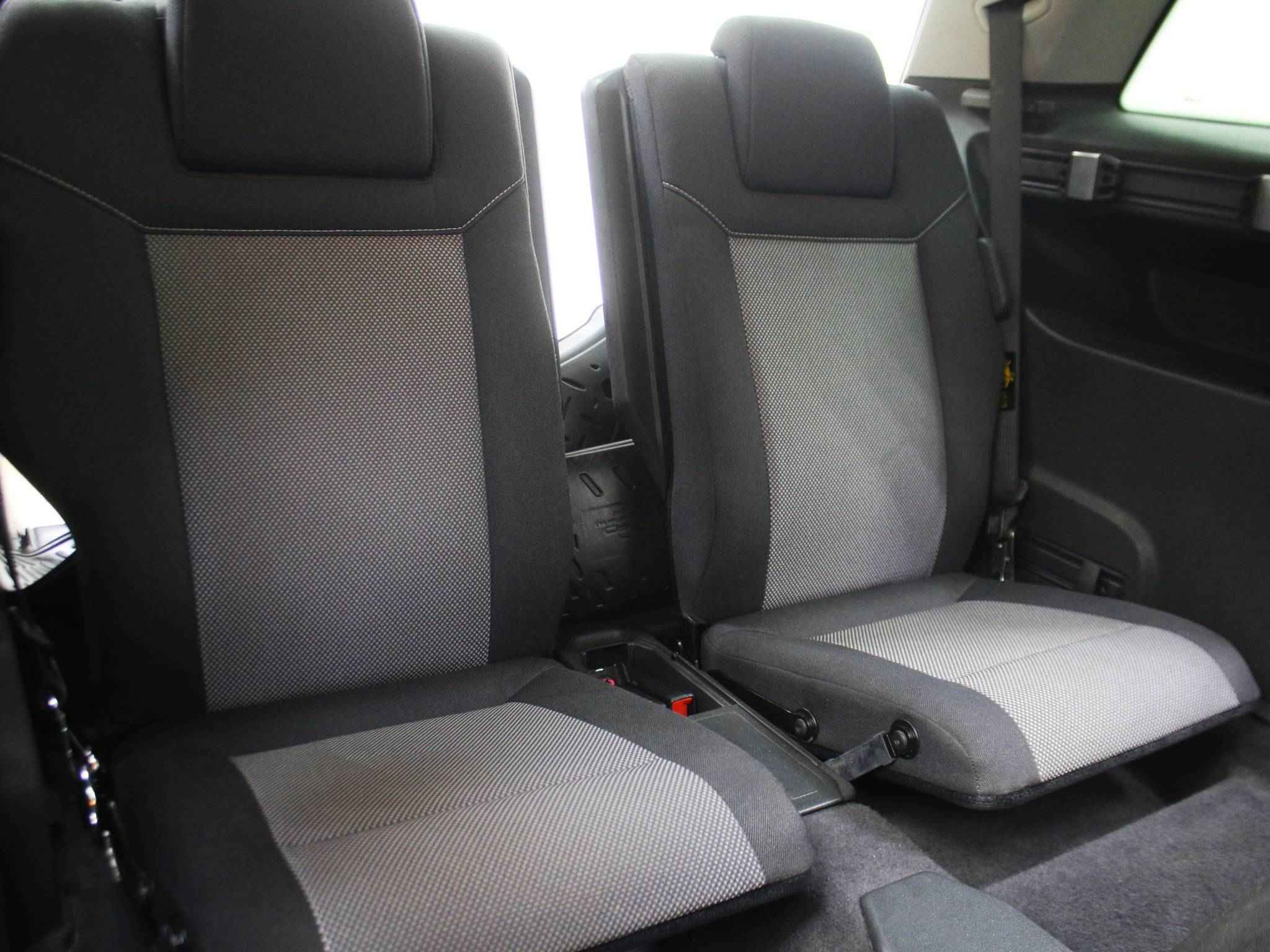 Opel Zafira, B Рестайлинг