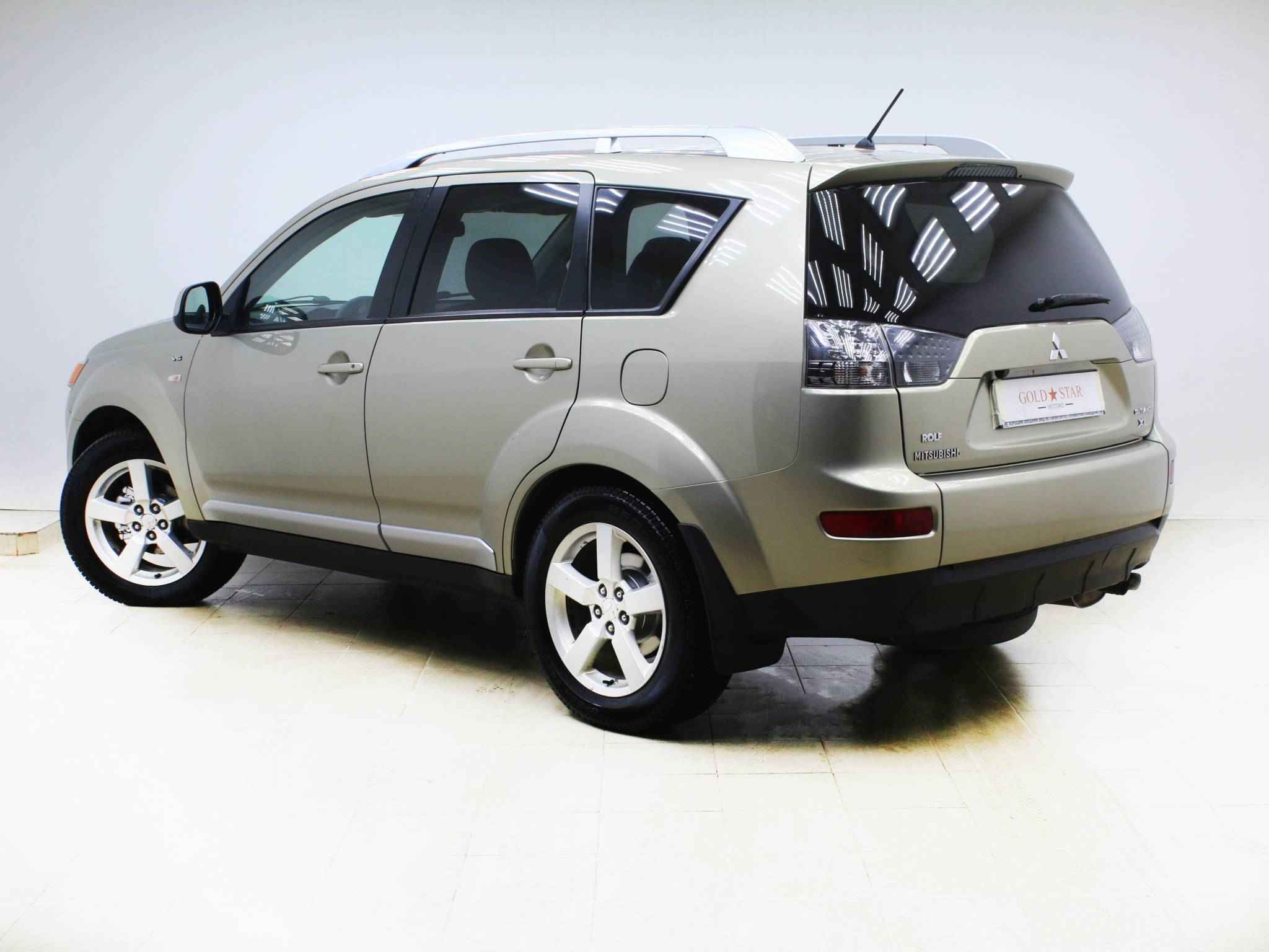 Mitsubishi Outlander, II