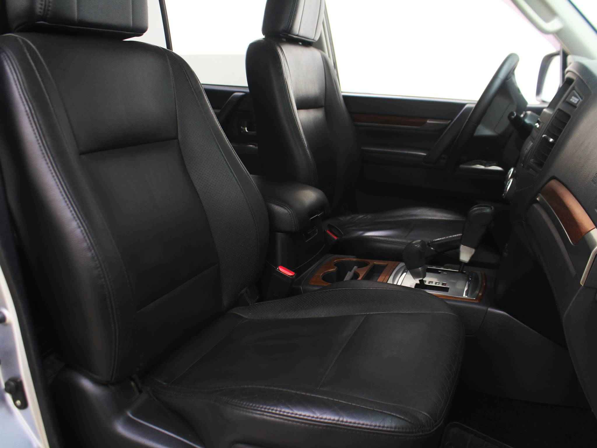 Mitsubishi Pajero, IV