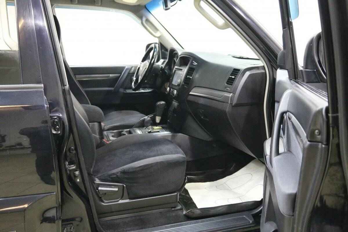 Mitsubishi Pajero, IV