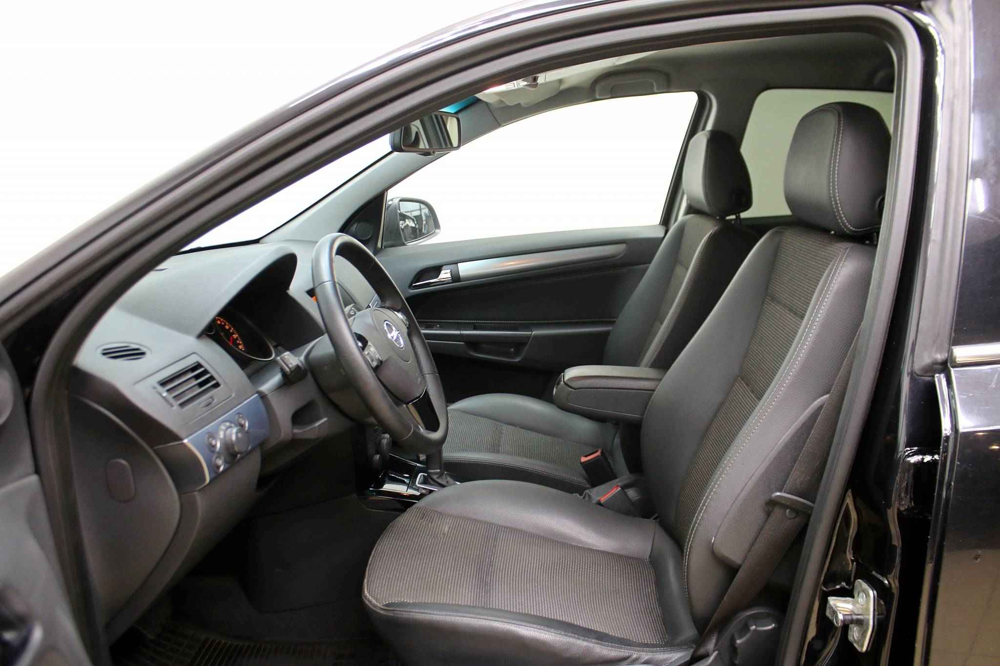 Opel Astra, H Рестайлинг