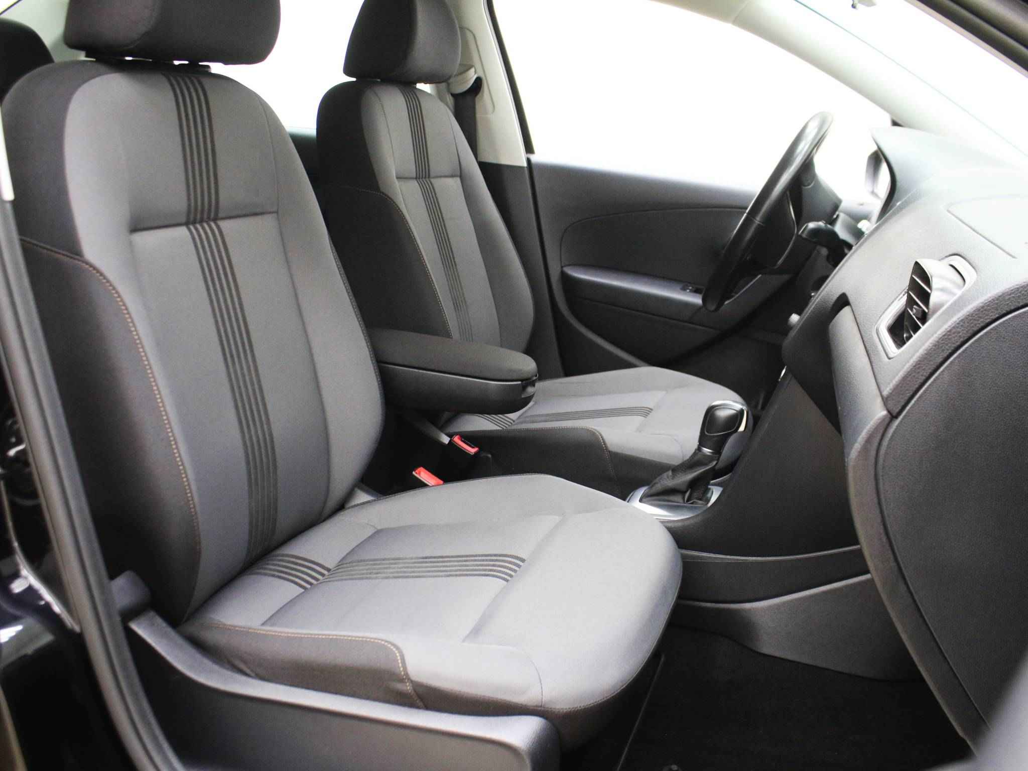 Volkswagen Polo, V Рестайлинг