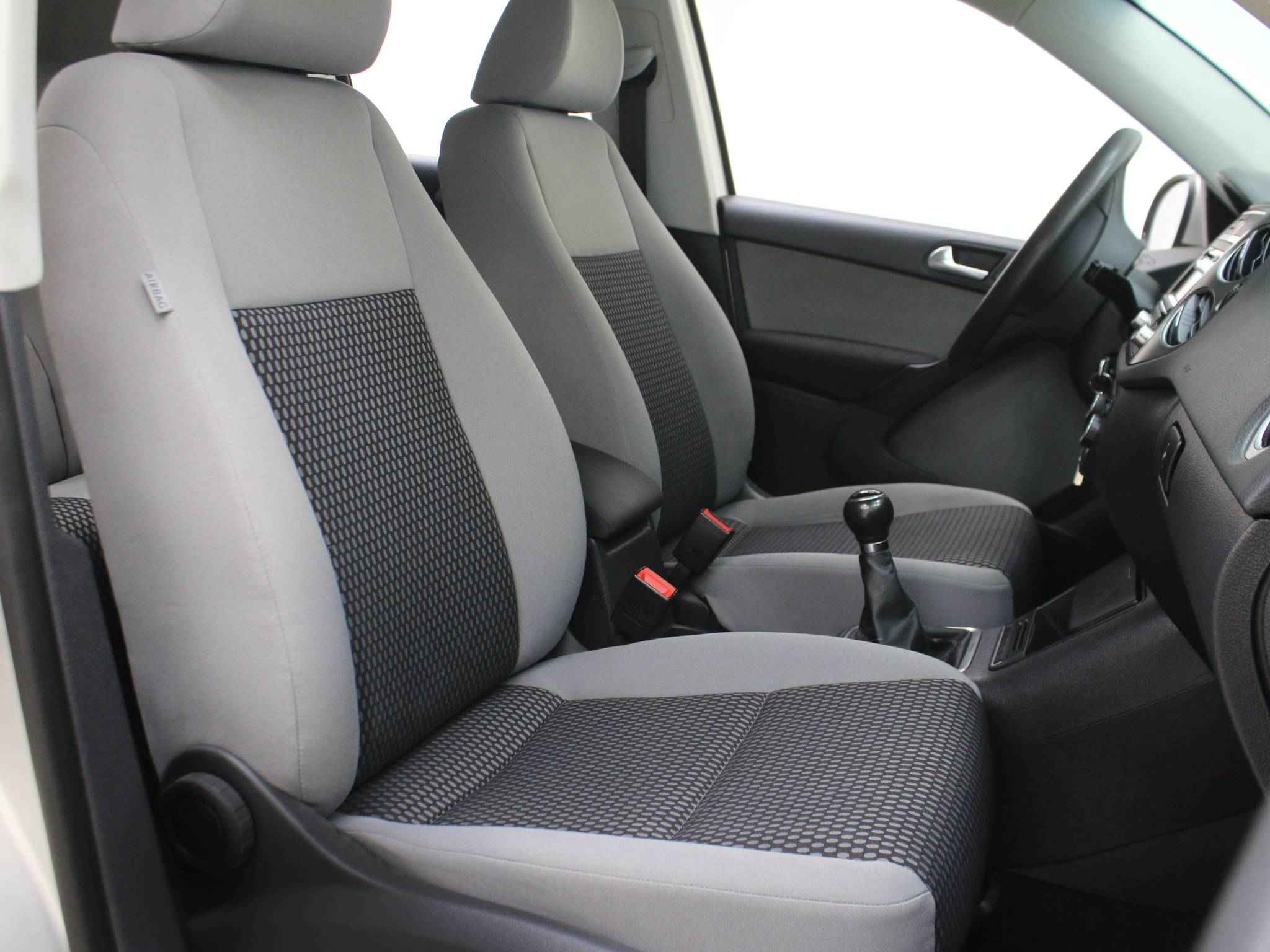 Volkswagen Tiguan, I