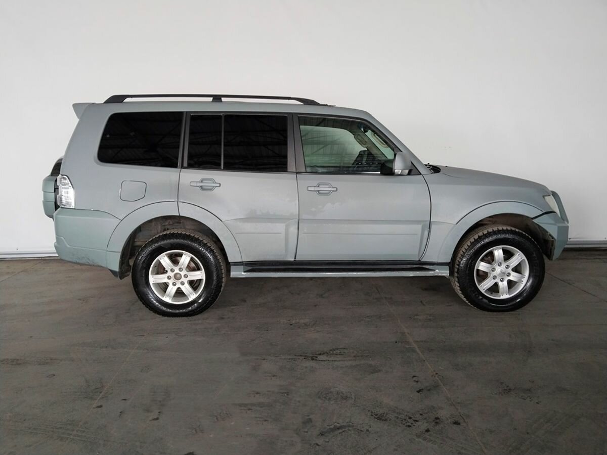 Mitsubishi Pajero, 2013