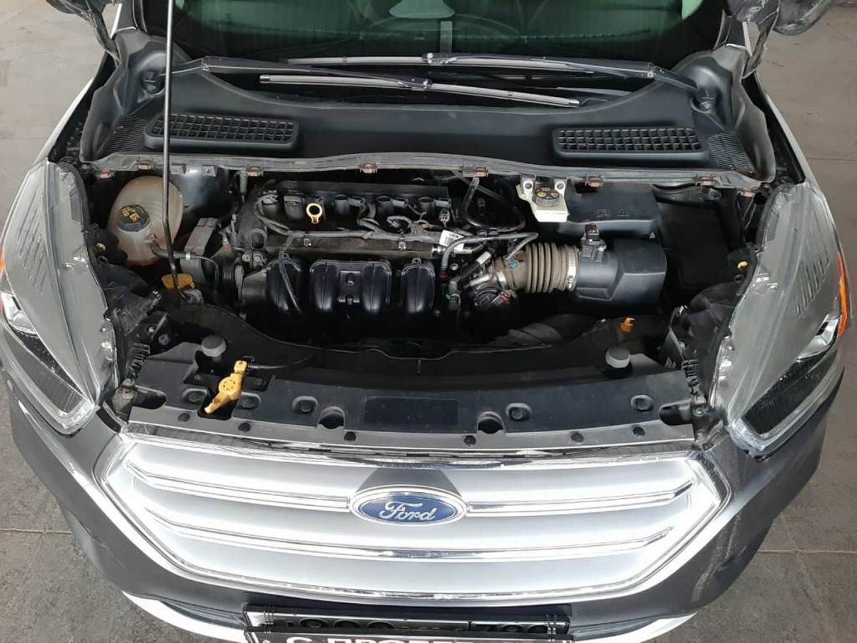Ford Kuga, 2016