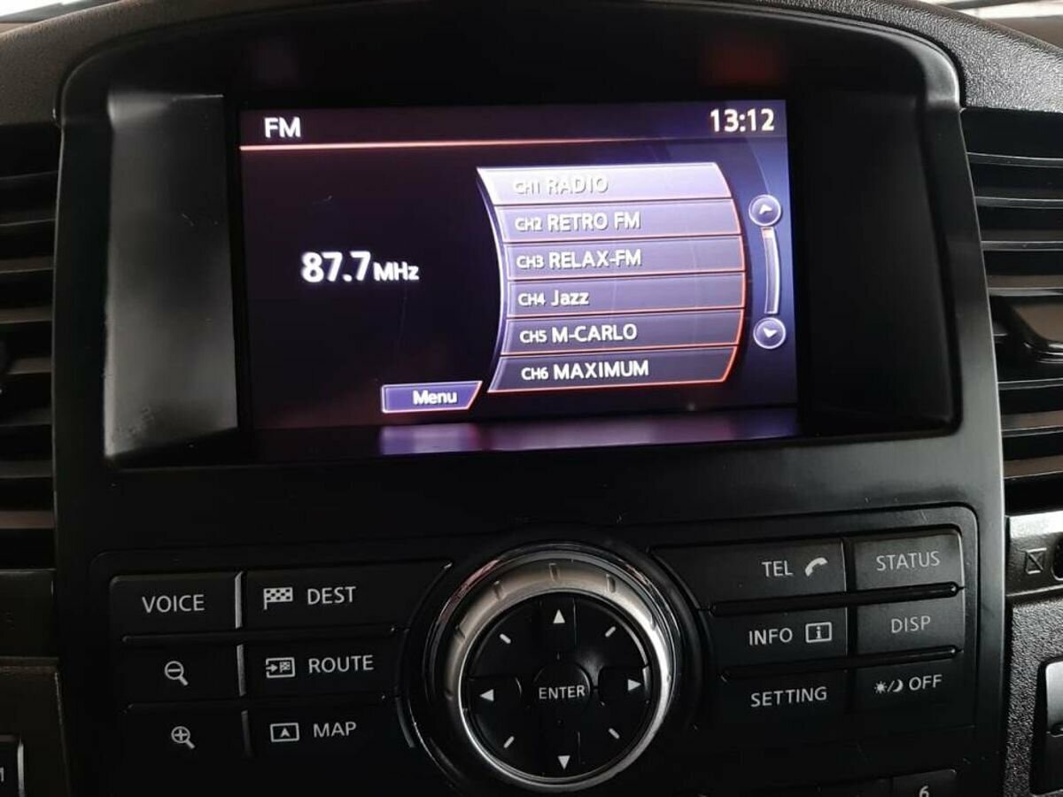 Nissan Pathfinder, 2011